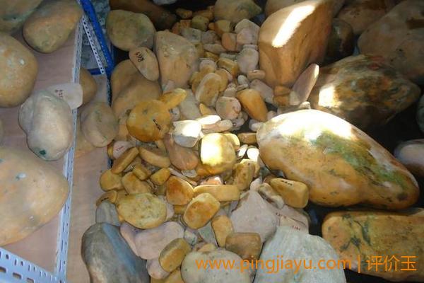 缅甸玉石原石的市场情况