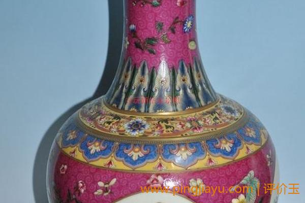 明清时期的珐琅彩瓷器