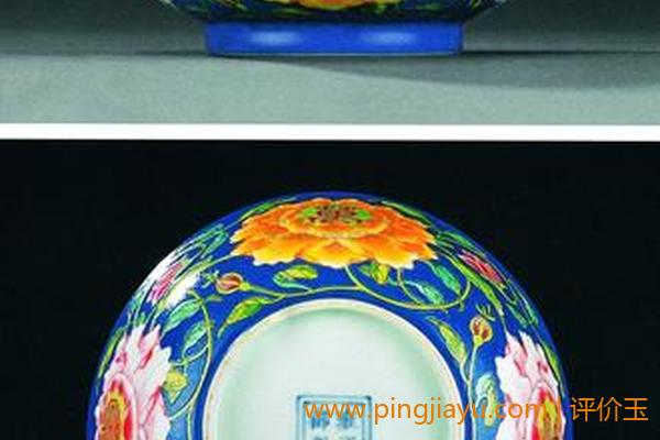 清朝的珐琅彩瓷器