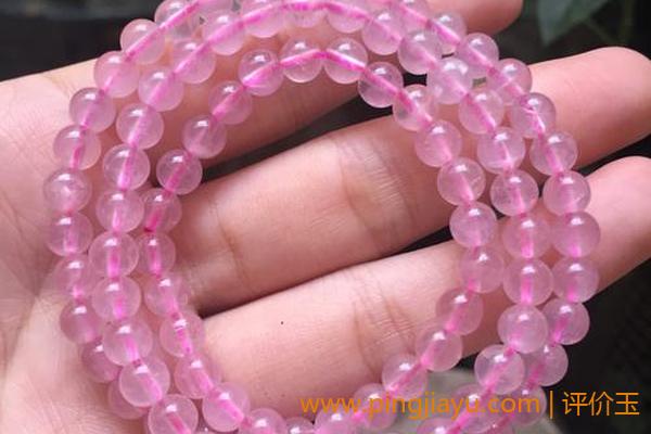 粉色水晶手链的价格取决于什么？