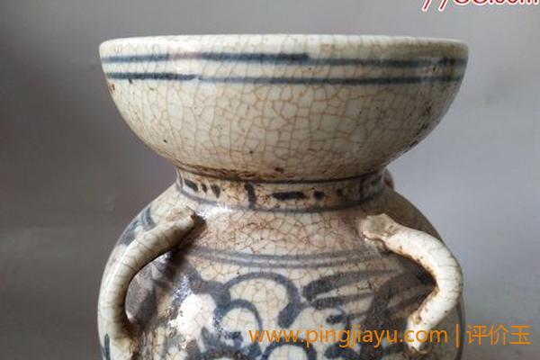 元代青花瓷：陶瓷工艺的新高度
