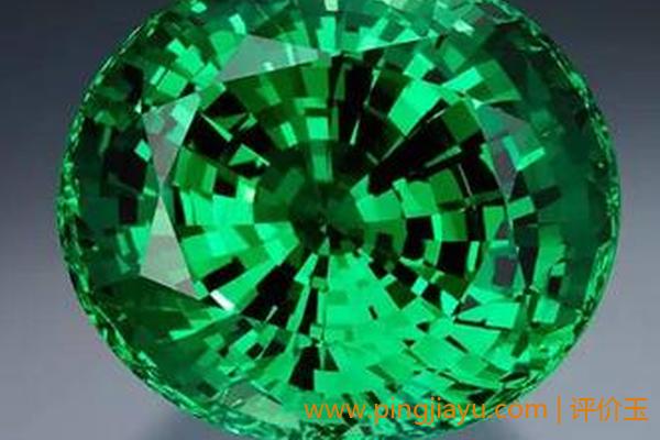 品质高的绿色宝石特点