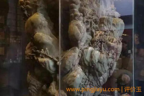 肇庆：火山喷发的玉
